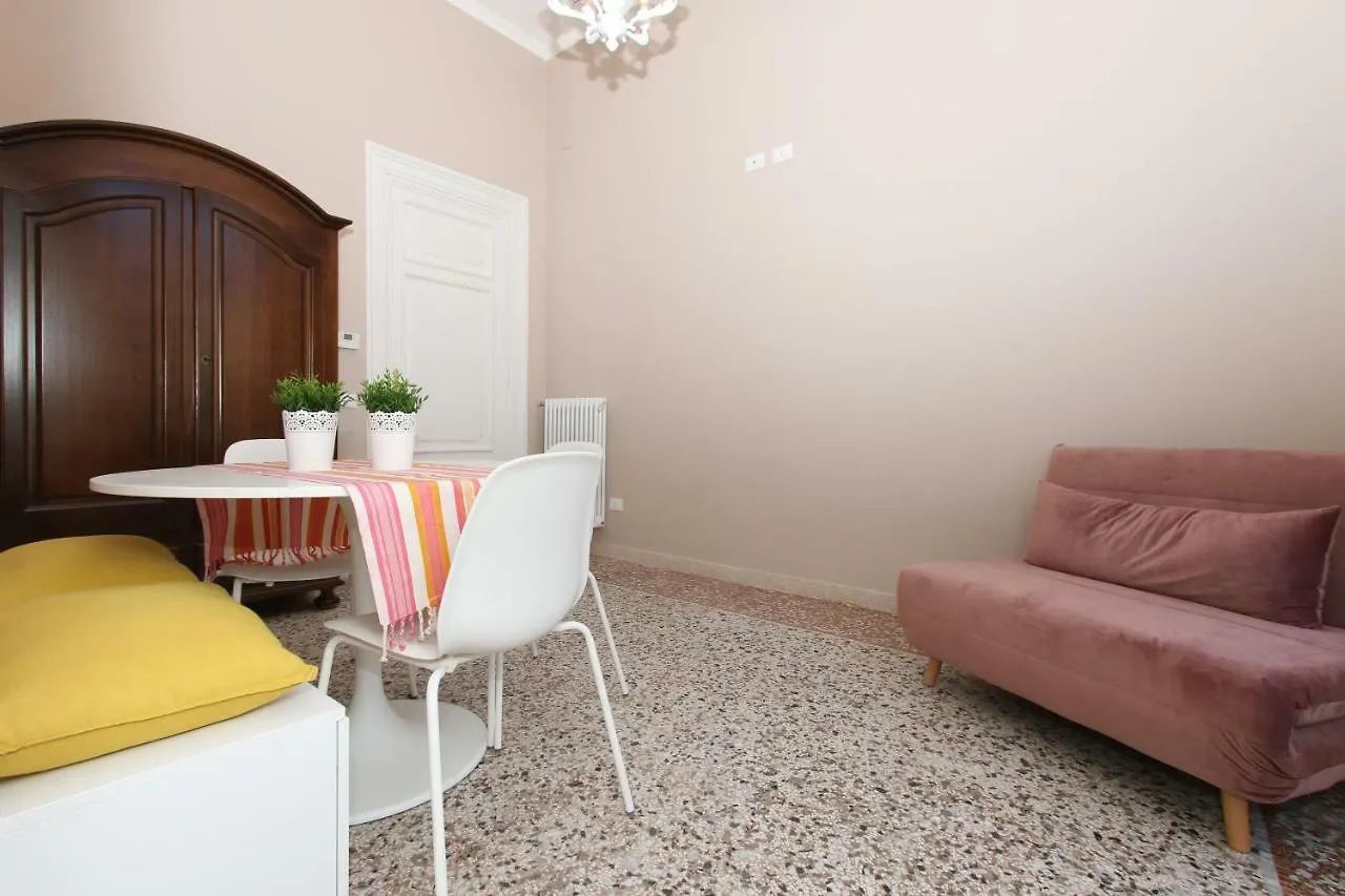 Apartment Le Case D'Un Tempo Palermo Italy